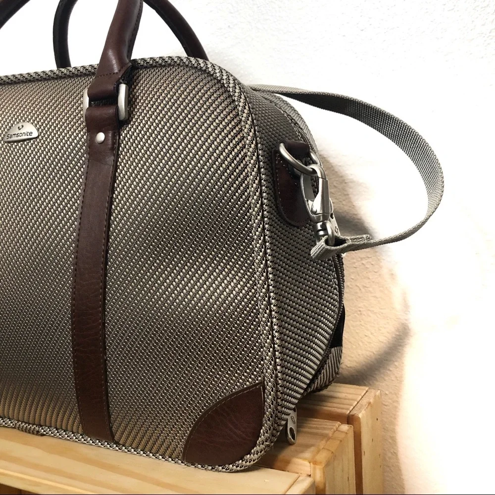 Samsonite Corporation Perfect Carry-On Luggage - Picture 3 of 10